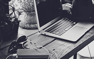 开云APP-瑞典绝地反击里昂，乔瓦尼·雷纳绝境逆转——足球奇迹现场直击