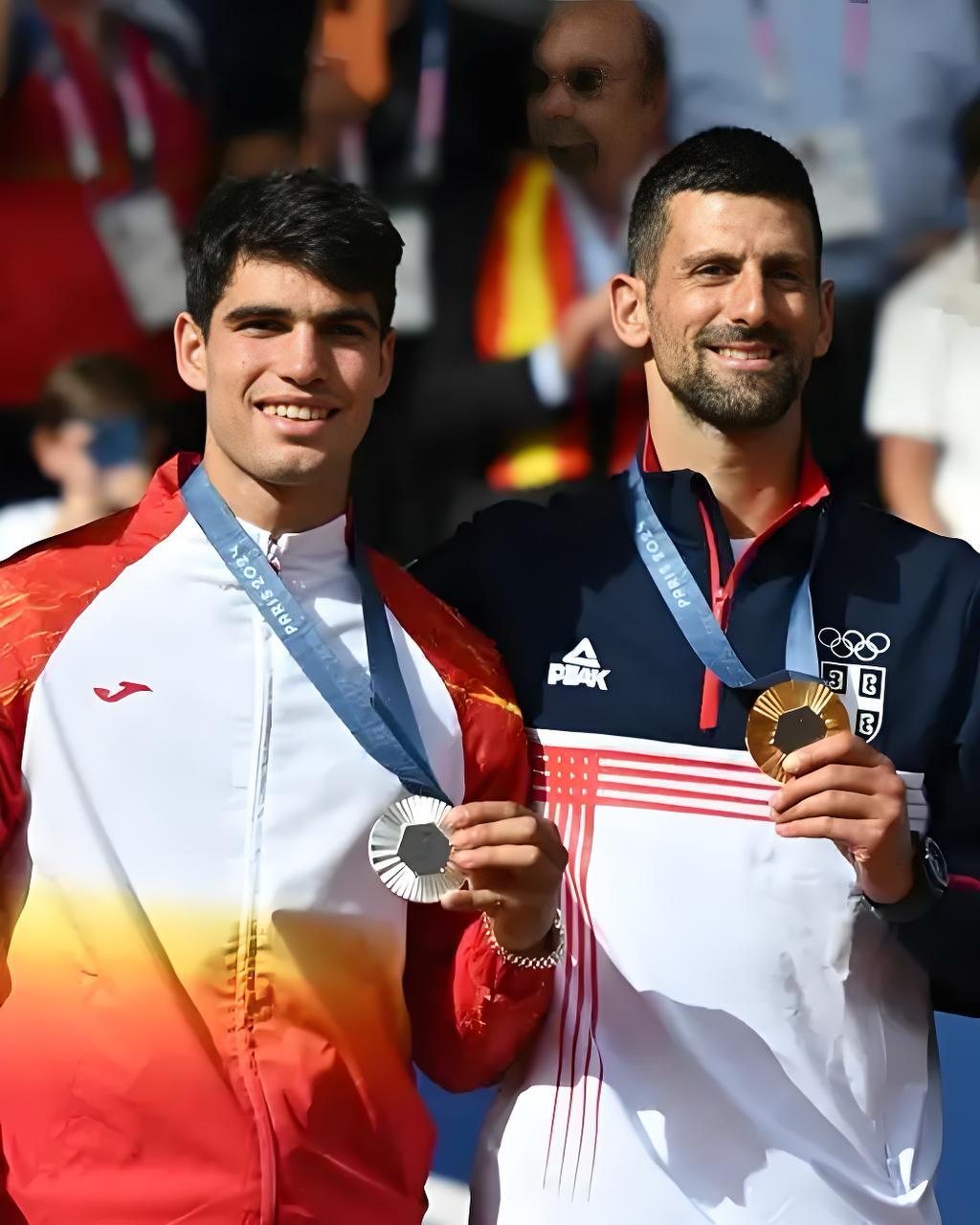 开云平台-年终总决赛碾压拉沃尔杯，德约科维奇扛起全队的简单介绍