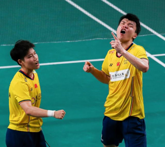 韩国队逆转印度队，黄鸭组合刷新纪录